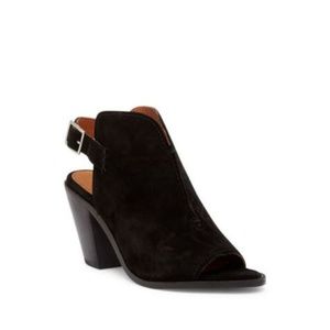 Fyre Holiday Black Slingback Sz 6.5